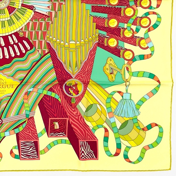 NWT Hermes Scarf Carré 90 "Point d’Orgue" in Light Yellow - Picture 10 of 10